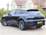 Porsche Macan Image 2
