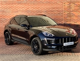 Porsche Macan Image 2