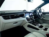 Porsche Macan Image 3