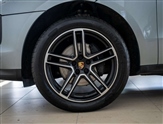 Porsche Macan Image 4