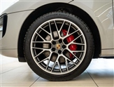 Porsche Macan Image 4
