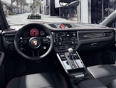 Porsche Macan Image 5