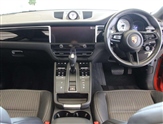 Porsche Macan Image 5