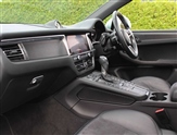 Porsche Macan Image 3