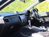 Porsche Macan Image 3