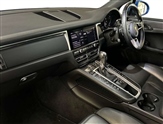 Porsche Macan Image 6