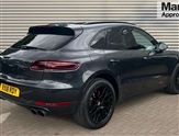 Porsche Macan Image 3