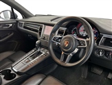 Porsche Macan Image 6