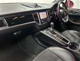 Porsche Macan Image 6