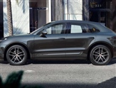 Porsche Macan Image 2