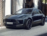 Porsche Macan Image 1