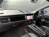 Porsche Macan Image 5