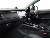 Porsche Macan Image 3