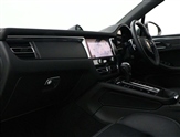 Porsche Macan Image 3