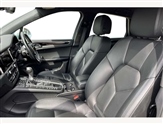 Porsche Macan Image 2