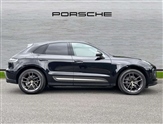 Porsche Macan Image 2