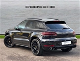 Porsche Macan Image 2