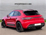 Porsche Macan Image 2
