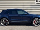 Porsche Macan Image 2