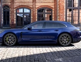 Porsche Panamera Image 2