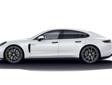 Porsche Panamera Image 2