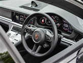 Porsche Panamera Image 4