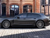Porsche Panamera Image 2