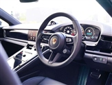 Porsche Panamera Image 6