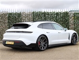 Porsche Taycan Image 5