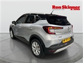 Renault Captur Image 2