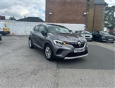 Renault Captur Image 1