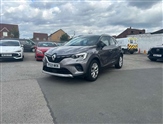 Renault Captur Image 2