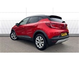 Renault Captur Image 2