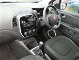 Renault Captur Image 2