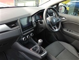 Renault Captur Image 2