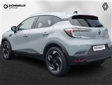 Renault Captur Image 2