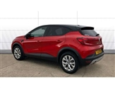 Renault Captur Image 2