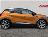 Renault Captur Image 2