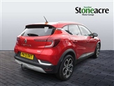 Renault Captur Image 2