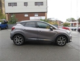 Renault Captur Image 2