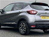 Renault Captur Image 2