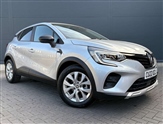Renault Captur Image 1