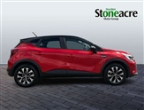 Renault Captur Image 2