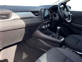 Renault Captur Image 2