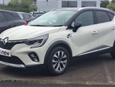 Renault Captur Image 2