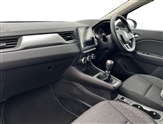 Renault Captur Image 2