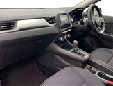 Renault Captur Image 2