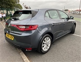 Renault Megane Image 4