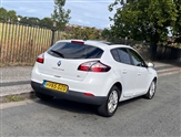 Renault Megane Image 6