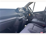 Renault Trafic Image 6